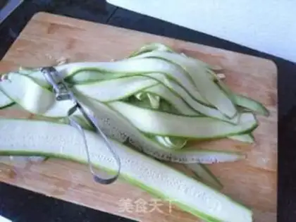 Make Salted ham melon step 3