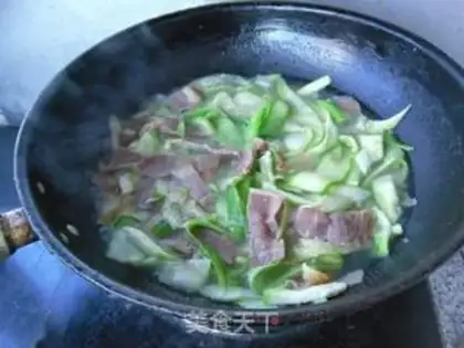 Make Salted ham melon step 8