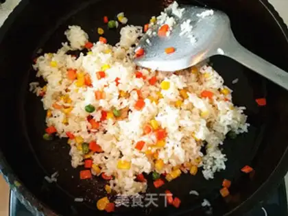 Make Salted egg and yellow fried rice step 5