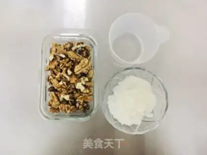 Make Amber walnuts step 0