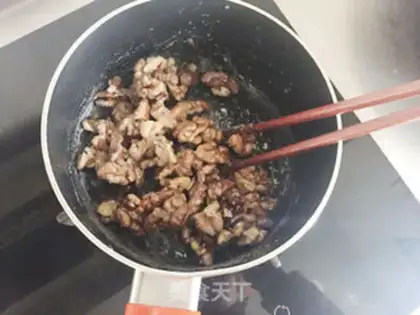 Make Amber walnuts step 4