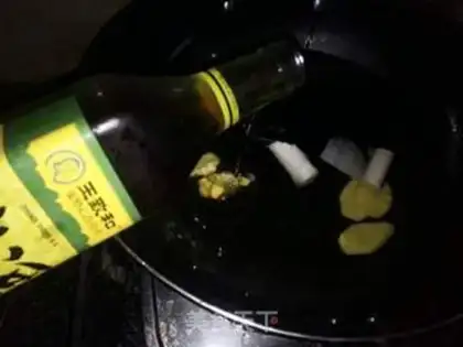 Make Ginger shrimp step 1