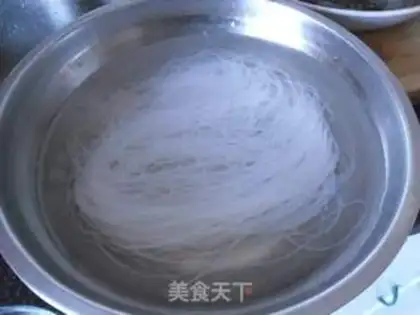 Make Shrimp rolls step 1