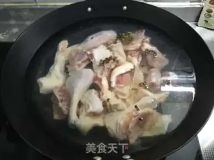 Make No oily spicy beer duck step 1