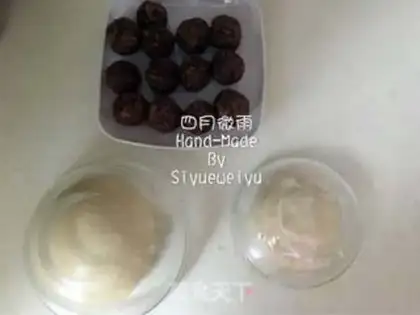 Make Chinese sweet roses step 2
