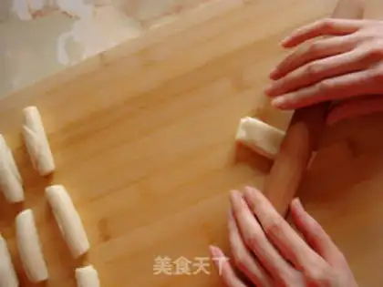 Make Chinese snacks are a good thing step 14