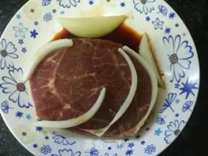 Make Fried steak step 1