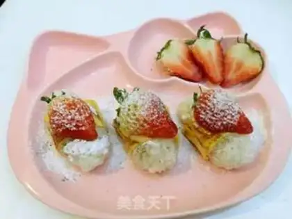 Make Strawberry cheese sushi step 1