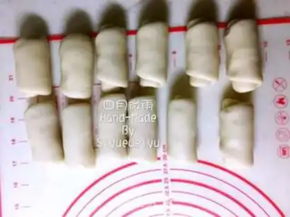 Make Chinese sweet roses step 8