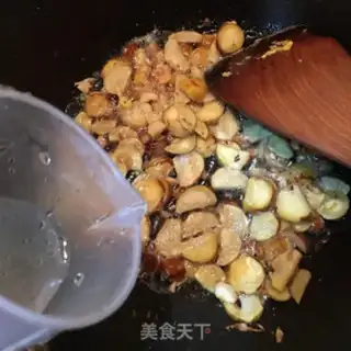 Make Chestnut fried rice step 4