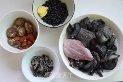 Make Black bean lumber soup step 0