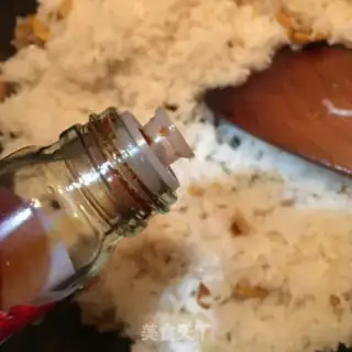 Make Chestnut fried rice step 6