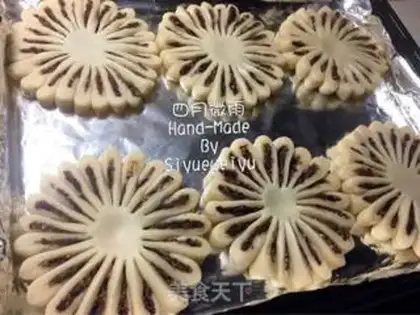 Make Chinese sweet roses step 17