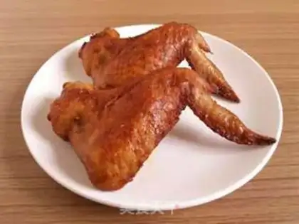 Make Cricket chickens with wings step 4
