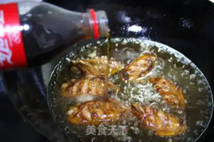 Make Coke chicken wings step 3