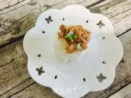 Make The tuna sushi step 4