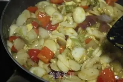 Make Red onion sauce step 6