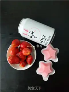 Make Jell-O cocktail step 0