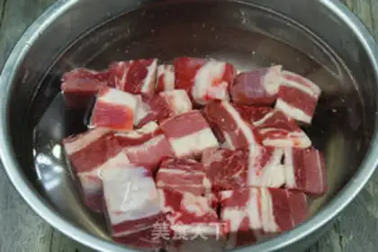 Make Clean up the radish beef soup step 1
