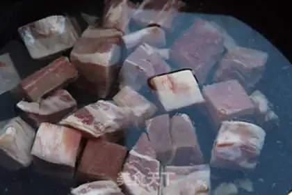 Make Clean up the radish beef soup step 2