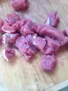 Make Pineapple beef step 1