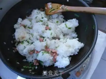 Make Onion fried rice step 5