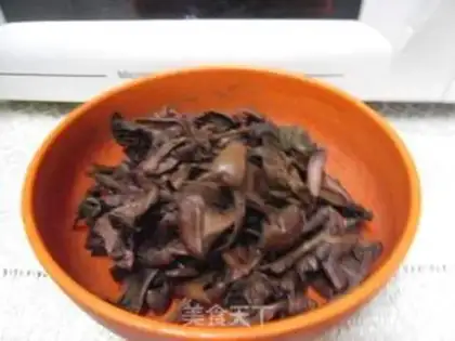 Make Chicken-cooked mushrooms step 2