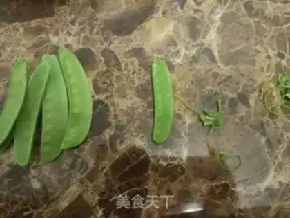 Make Garlic Dutch beans step 0
