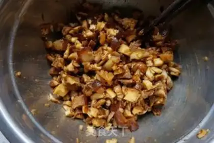 Make The mushroom halogen bun step 10