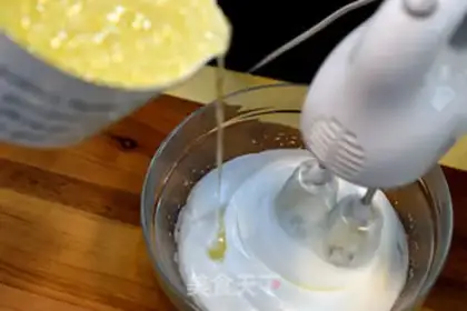 Make Cow Rolling Sugar step 4