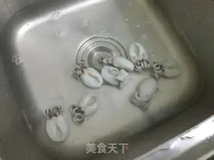 Make Garlic fan ink fish step 4