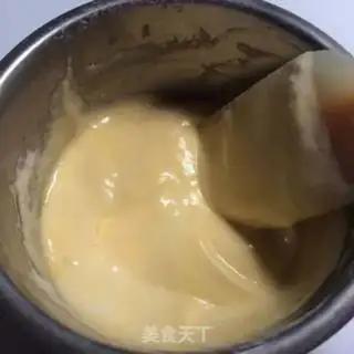 Make Strawberry sponge cake step 10