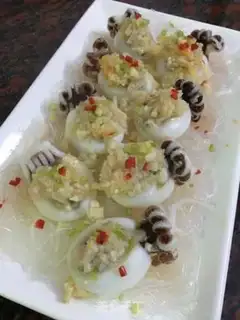 Make Garlic fan ink fish step 11