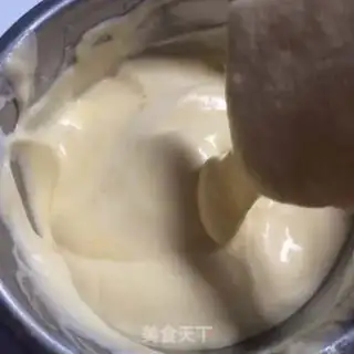 Make Strawberry sponge cake step 12