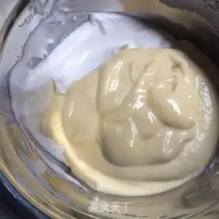Make Strawberry sponge cake step 13