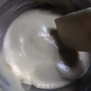 Make Strawberry sponge cake step 14