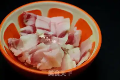 Make Jiangxi-Leon fried meat step 2