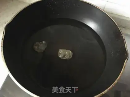 Make Cinnamon apple round step 1
