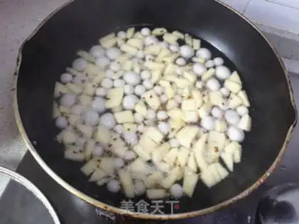 Make Cinnamon apple round step 7