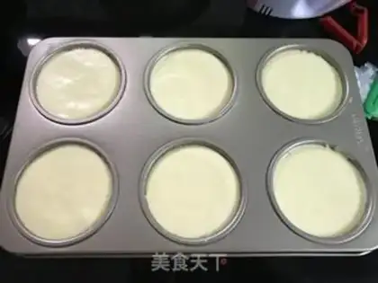 Make Strawberry cream cake step 6