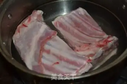 Make Hands on lamb step 2