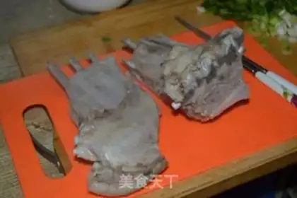 Make Hands on lamb step 7