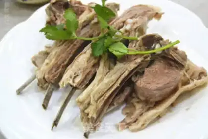 Make Hands on lamb step 10