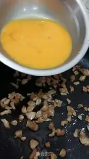 Make Eggs step 2