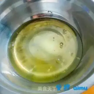 Make Four rolls of cake step 0