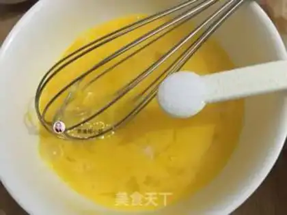 Make Shrimp steamed eggs step 2