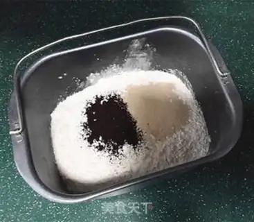 Make Red tea toast step 1