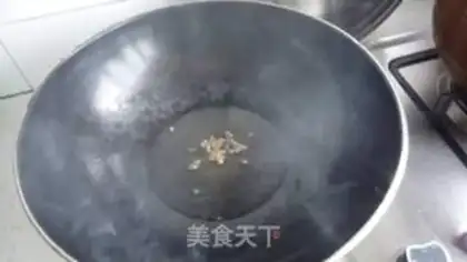 Make Roaches for elbows step 1