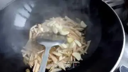 Make Roaches for elbows step 3