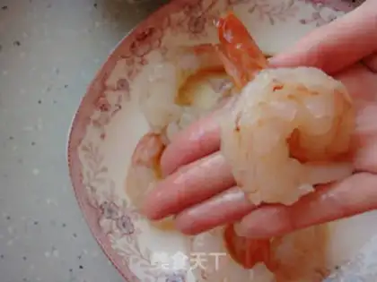 Make Gold-rich shrimp balls step 3